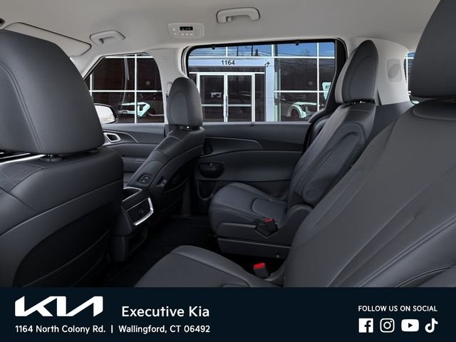 New 2027 Ivory Silver Kia EX image 18