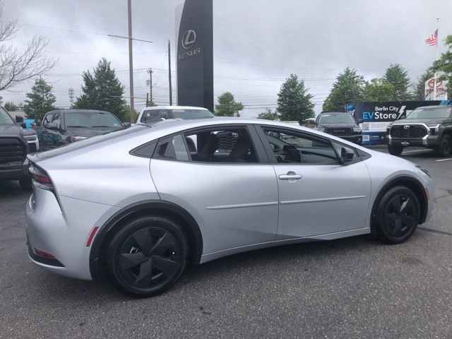 Used 2026 Silver Toyota LE image 3