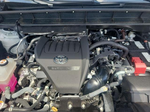 Certified Used 2024 WIND CHILL PEARL Toyota  image 33