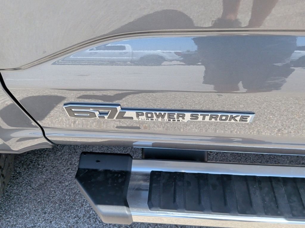 New 2026 Carbonized Gray Metallic Ford F-250® Lariat® image 48