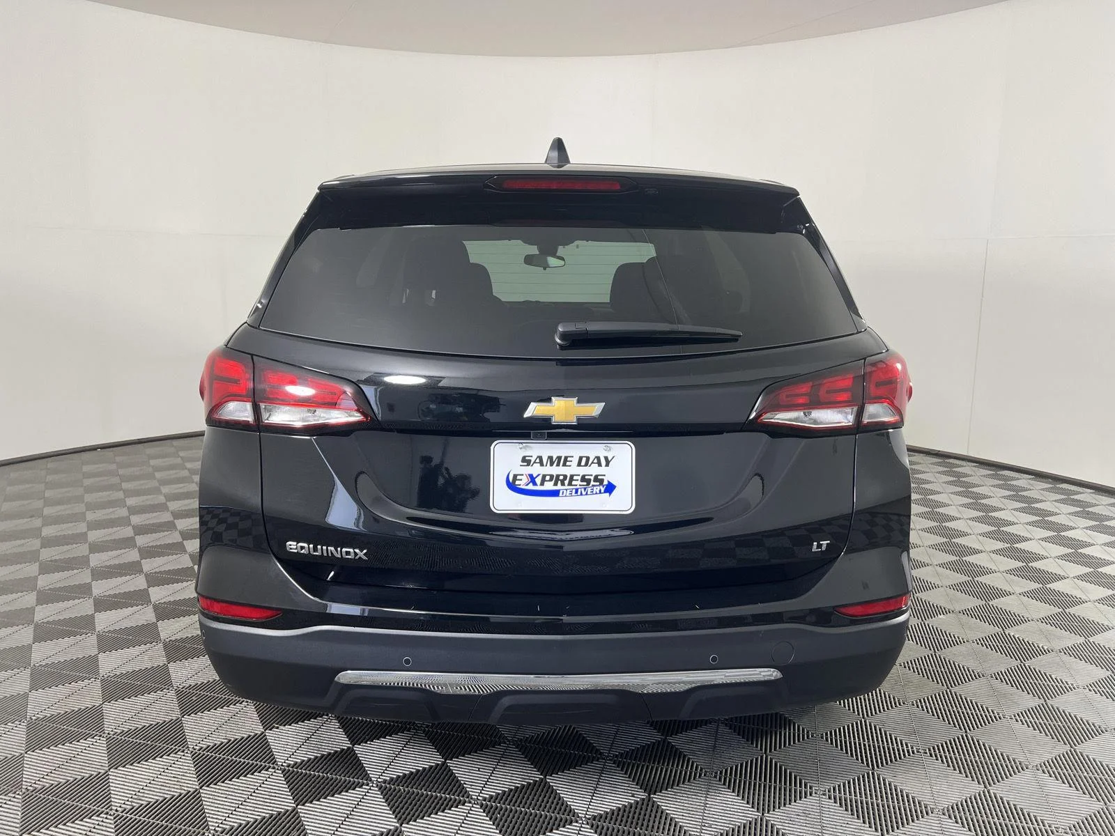 Used 2024 Black Metallic Chevrolet LT image 25