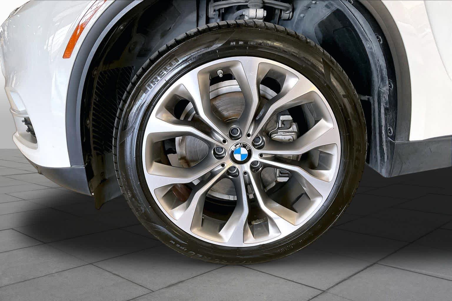 Used 2018 Alpine White BMW xDrive35i image 10