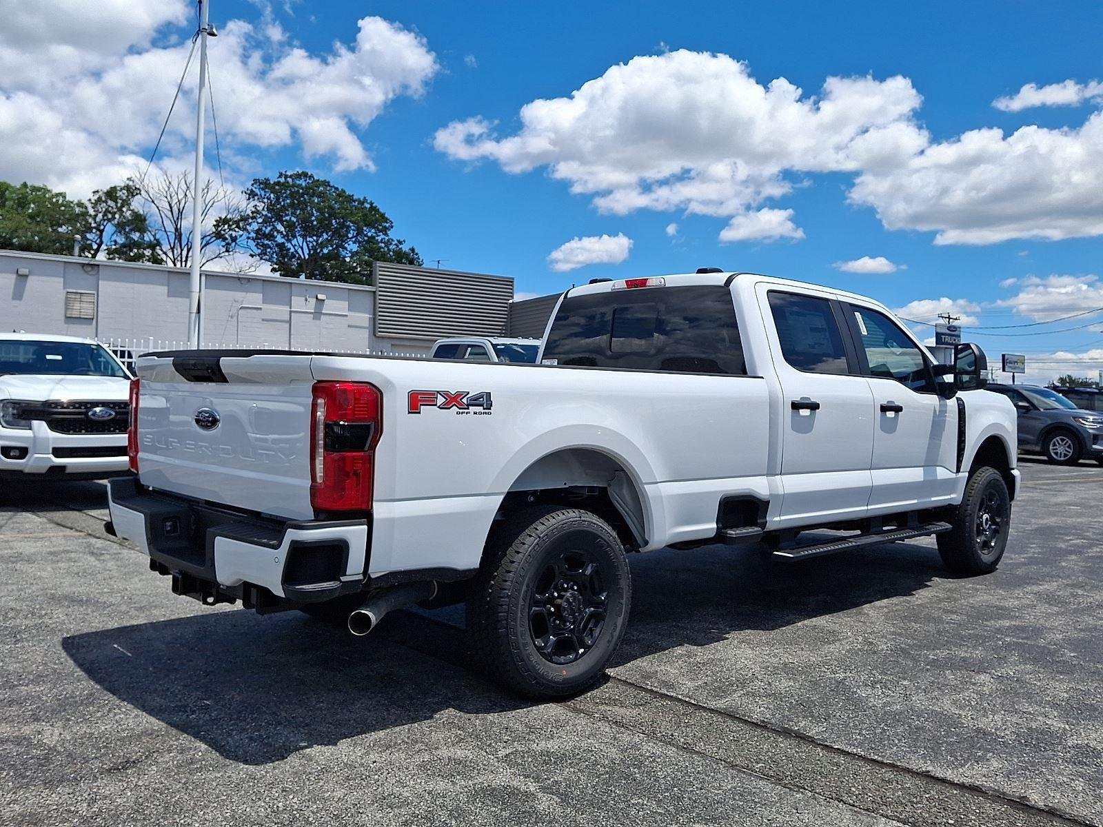 New 2026 Oxford White Ford F-250® XL image 4