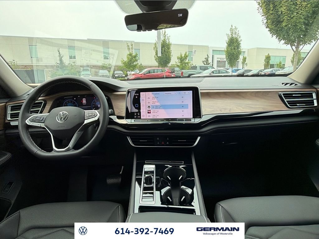New 2026 Pure Gray Volkswagen 2.0T SE w/Technology image 16