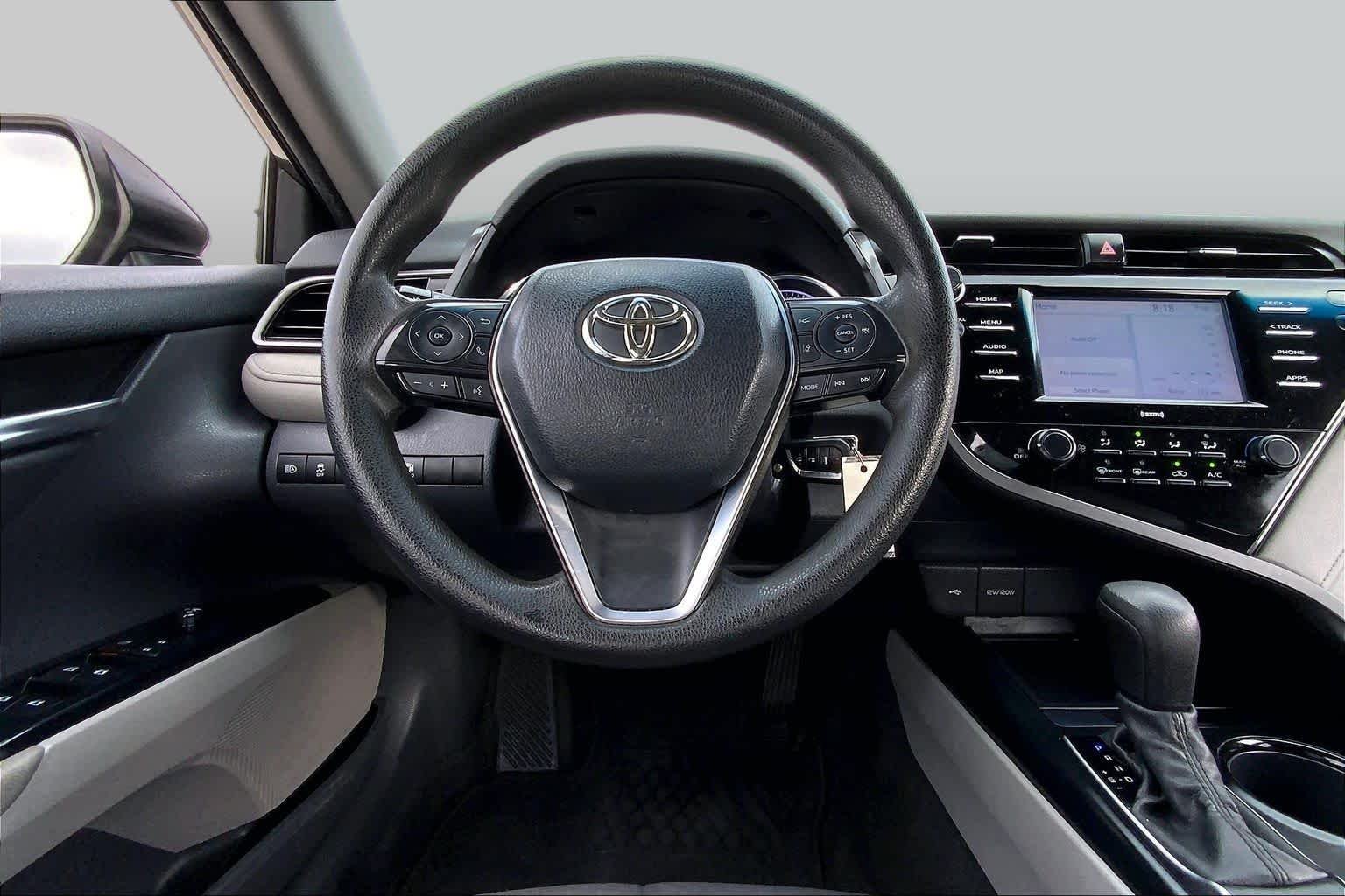 Used 2020 Predawn Gray Mica Toyota L image 6