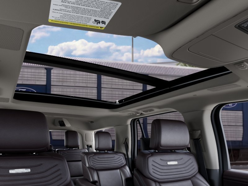 New 2027 Star White Metallic Tri-Coat Ford Platinum image 21