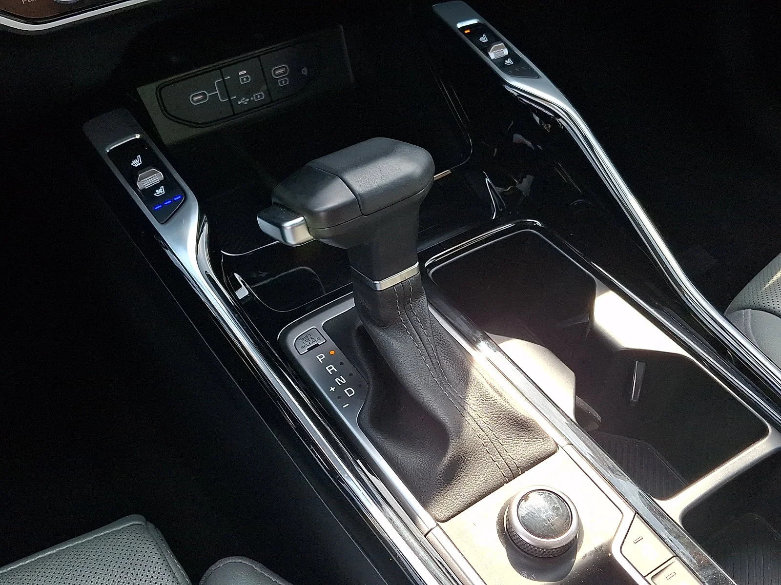 Certified Used 2025 Gray Kia X-Line SX Prestige image 16
