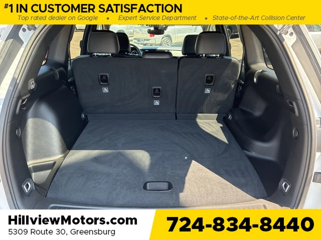 Used 2024 Bright White Clearcoat Jeep Limited image 18
