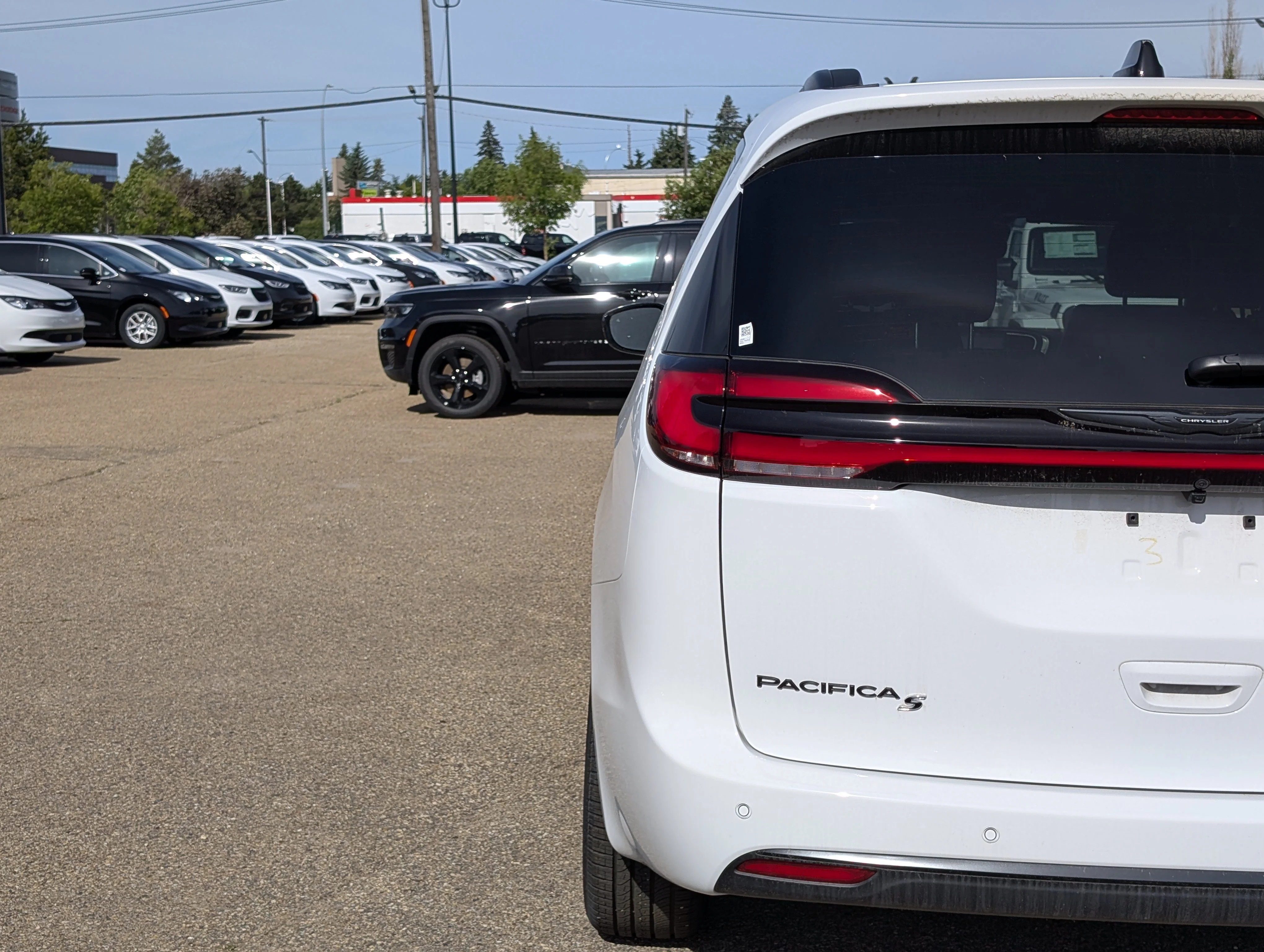 New 2026 Bright White Chrysler Limited image 13