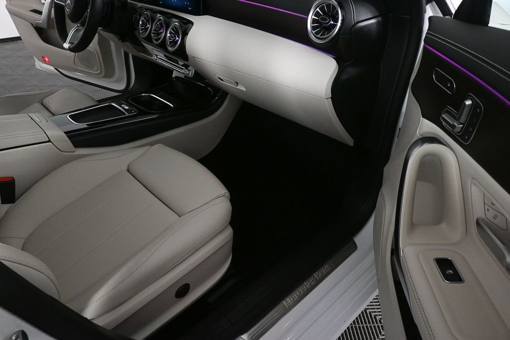 Certified Used 2026 White Mercedes-Benz CLA 250 image 22