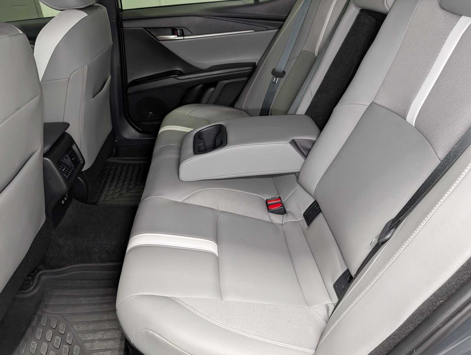 Used 2025 Underground Toyota SE image 21