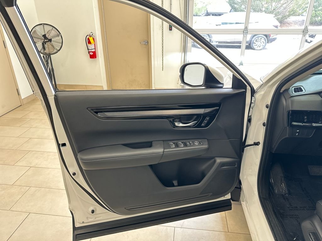 Used 2023 Silver Honda EX-L image 15