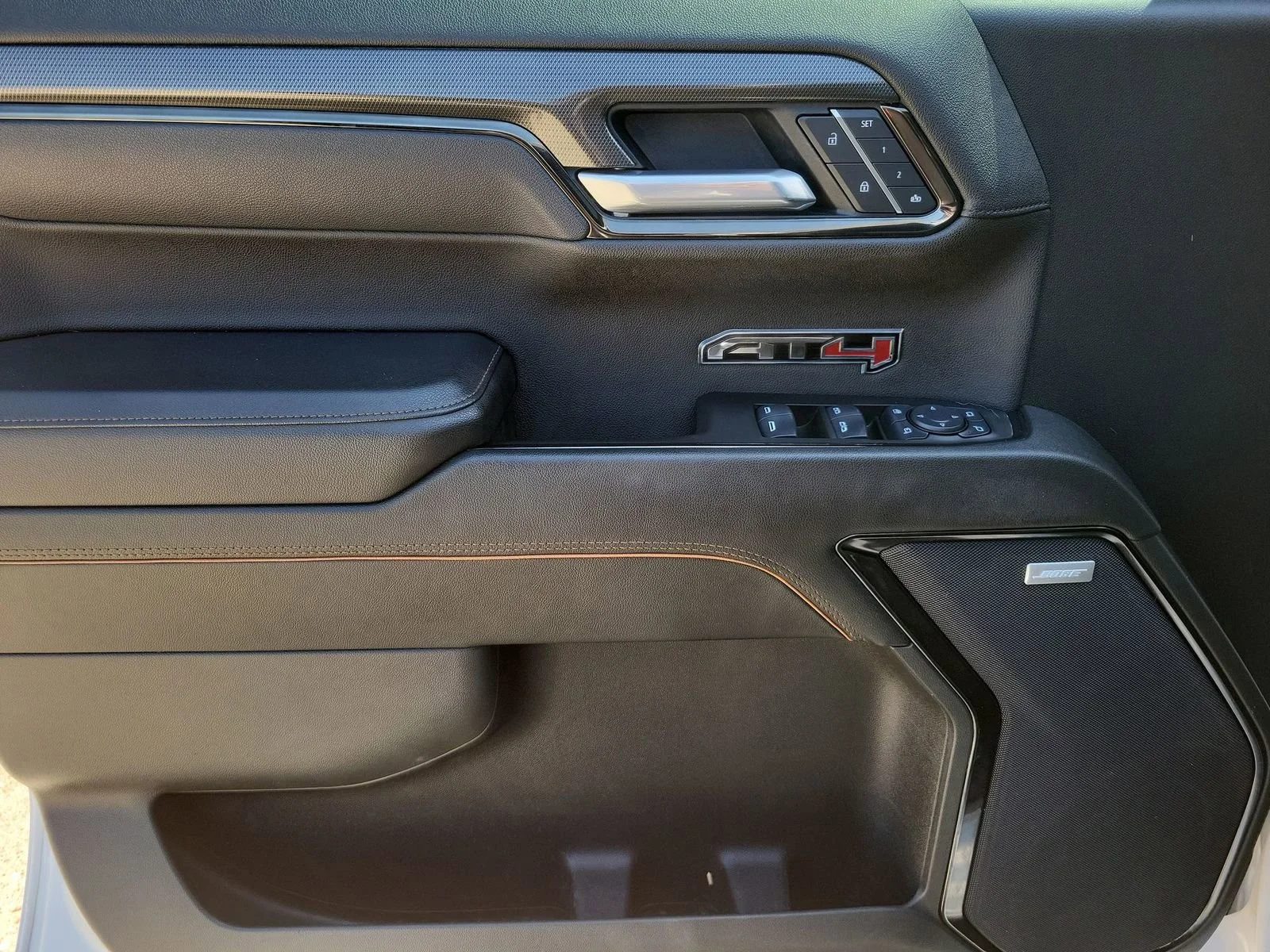 2025 GMC Sierra 1500 AT4 - Photo 23