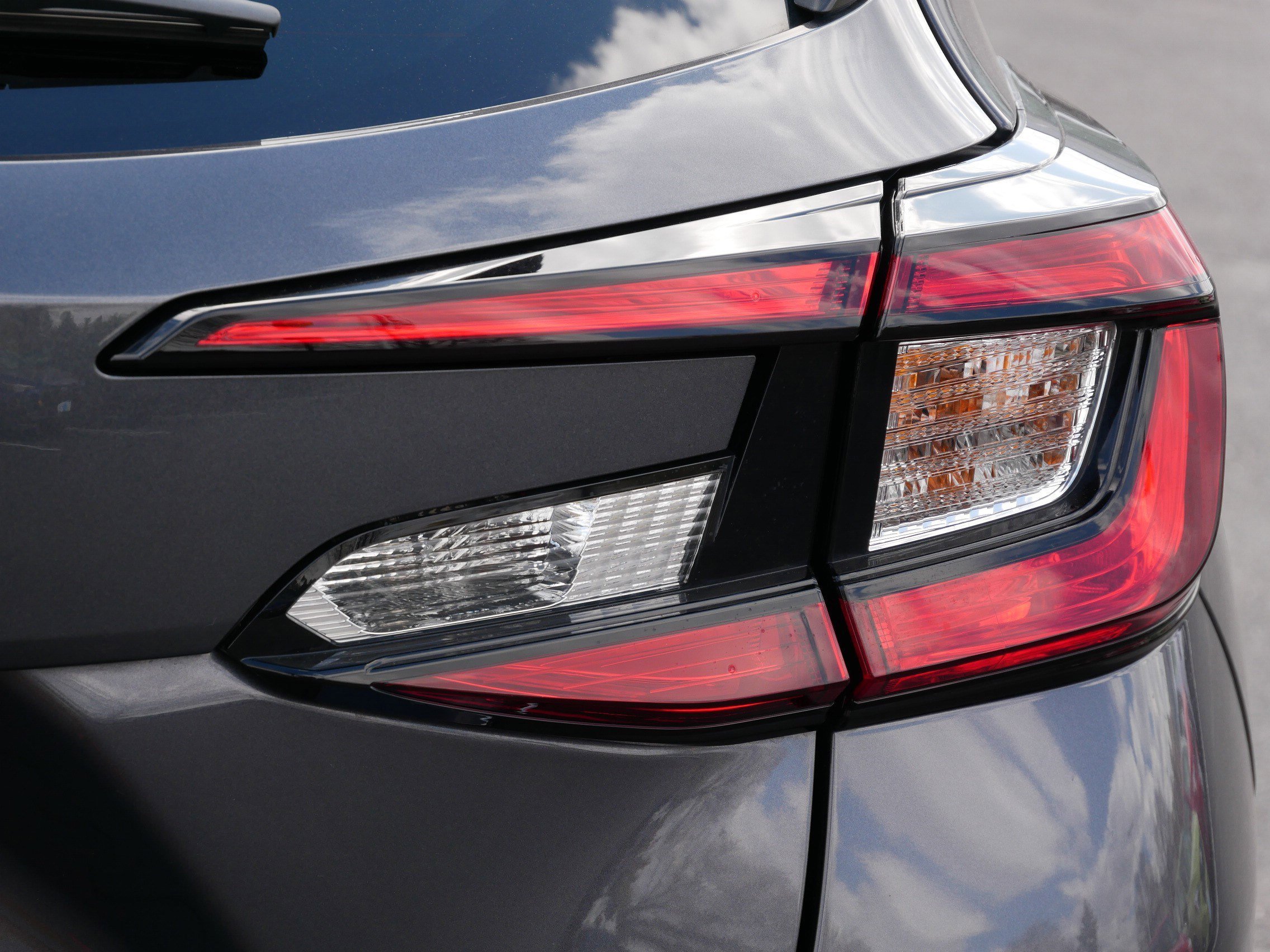 Certified Used 2024 Magnetite Gray Metallic Subaru Limited image 17