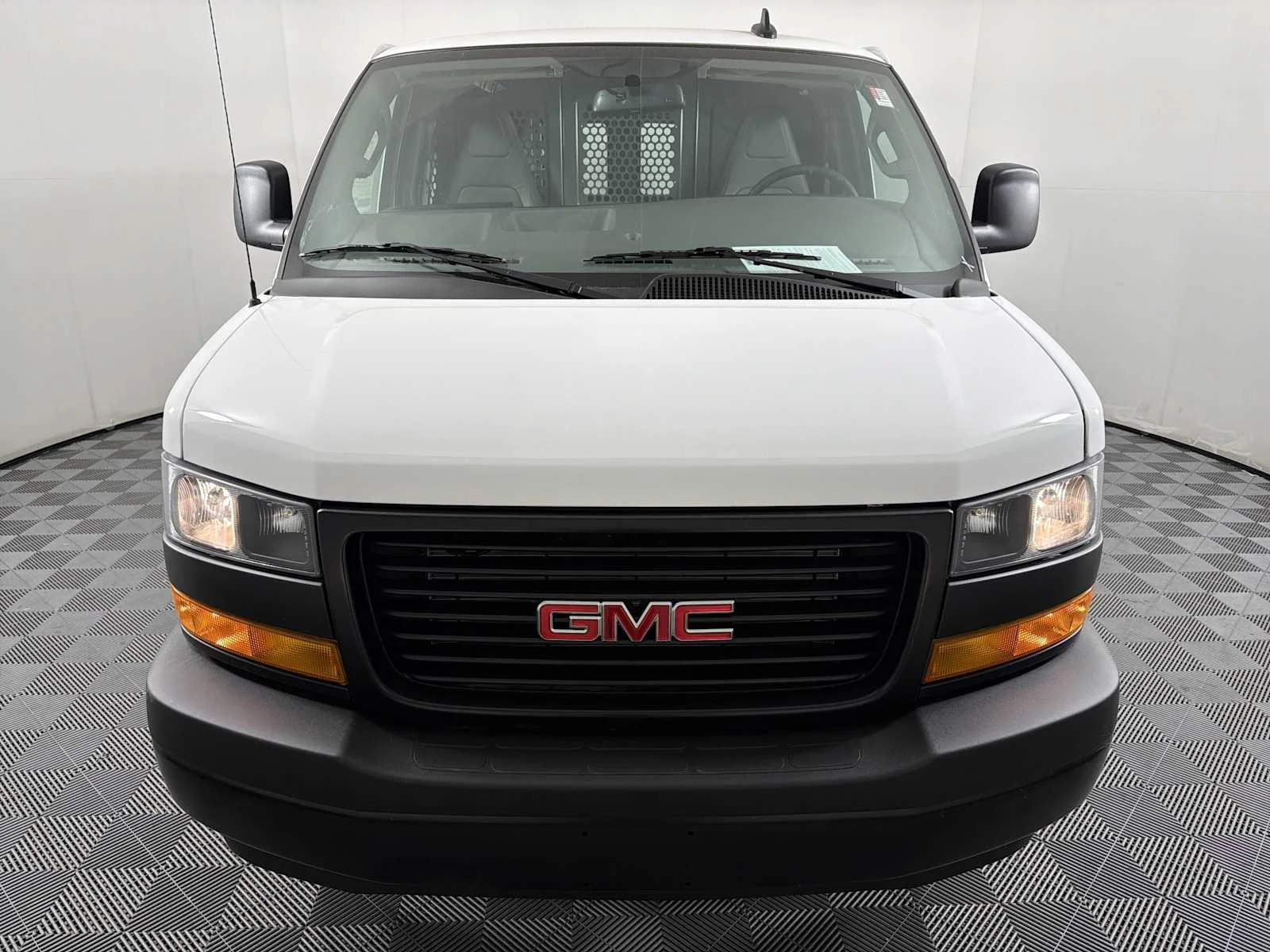 2025 GMC Savana Cargo Work Van - Photo 2