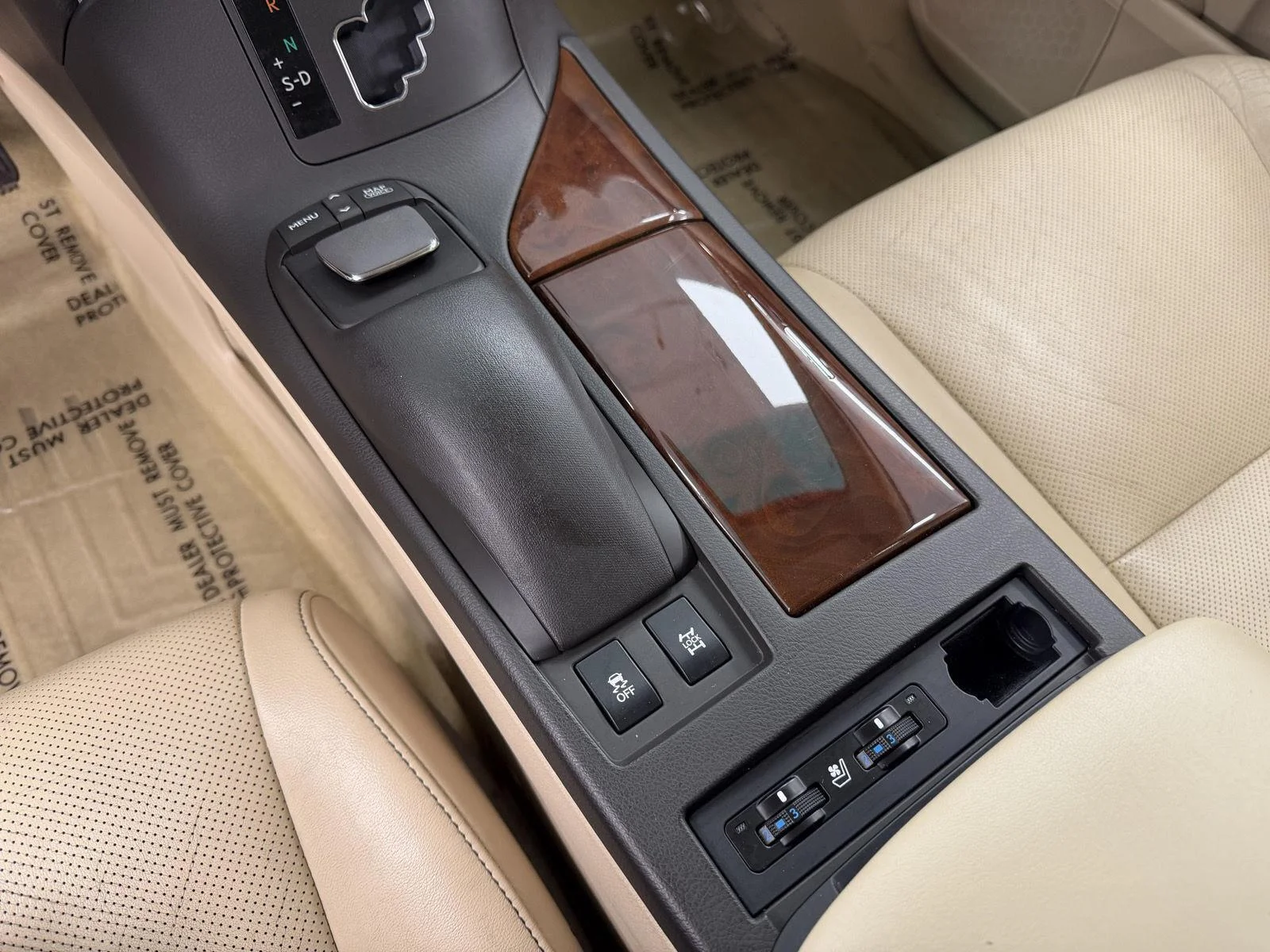 Used 2013 Obsidian Lexus Base image 5