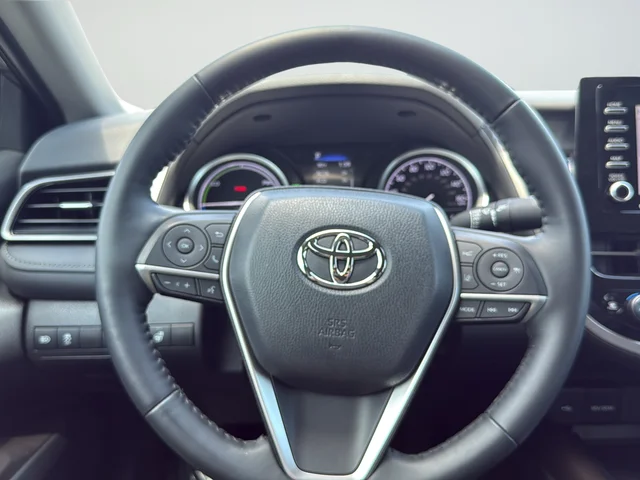 Used 2022 Gray Toyota LE image 38