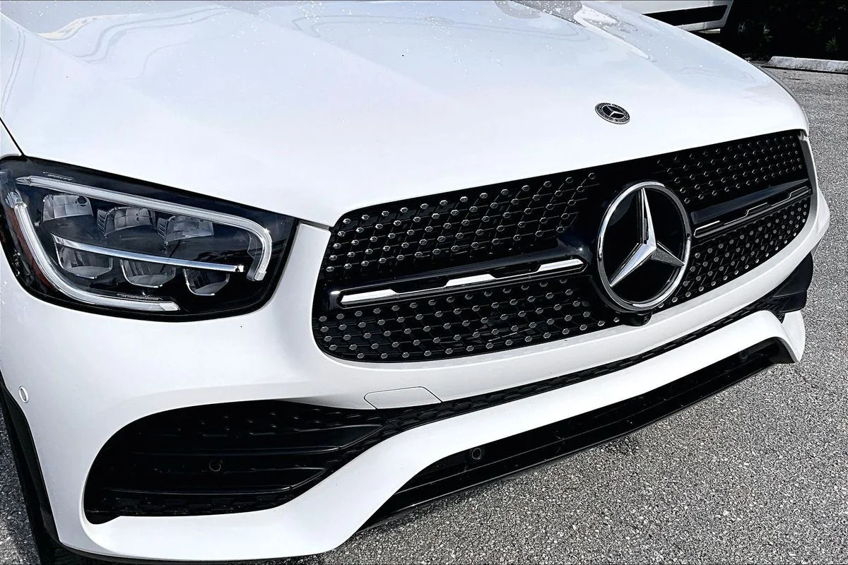 Used 2023 White Mercedes-Benz 4MATIC® Coupe image 35