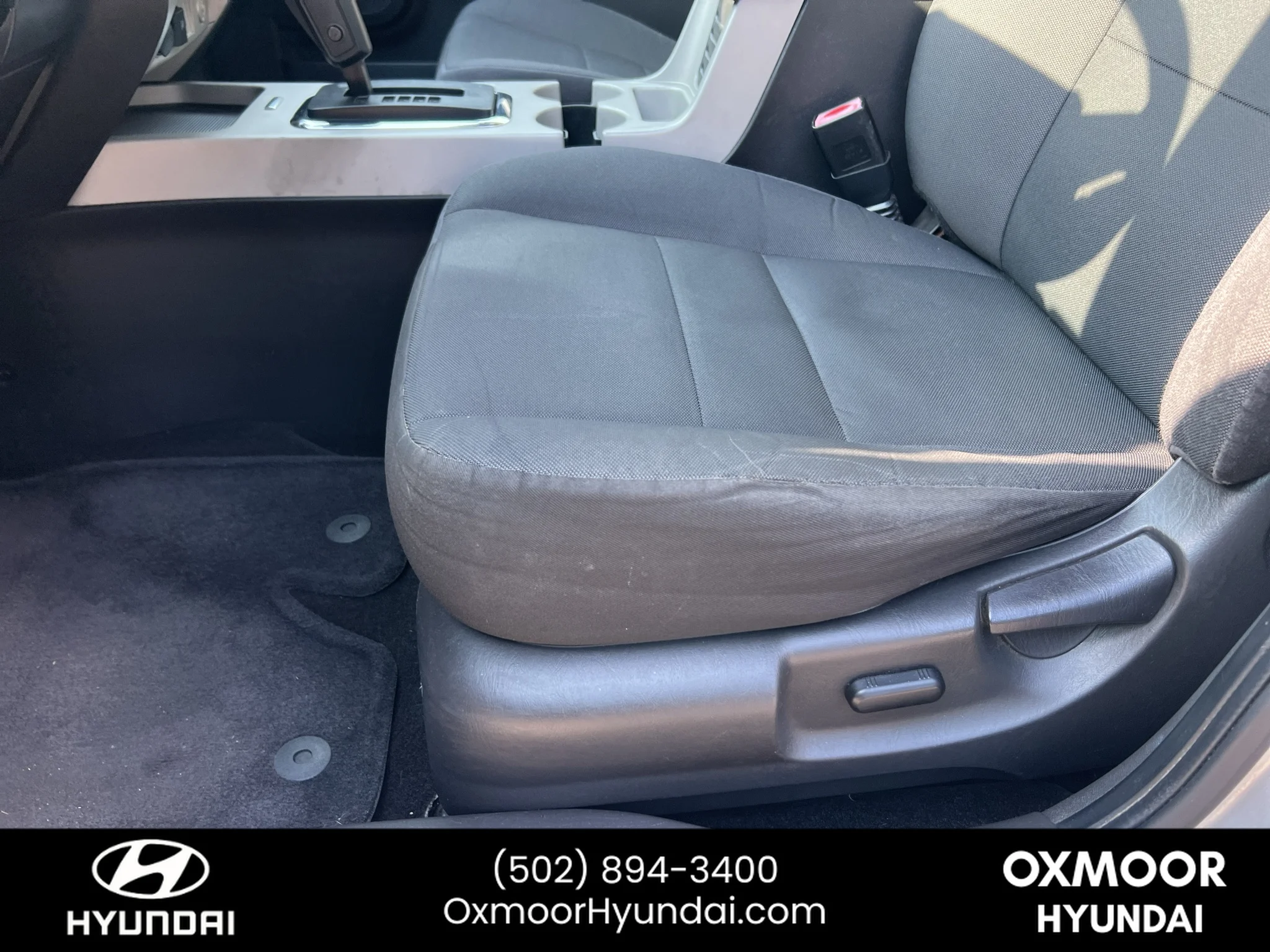 Used 2011 Ingot Silver Metallic Ford XLT image 2