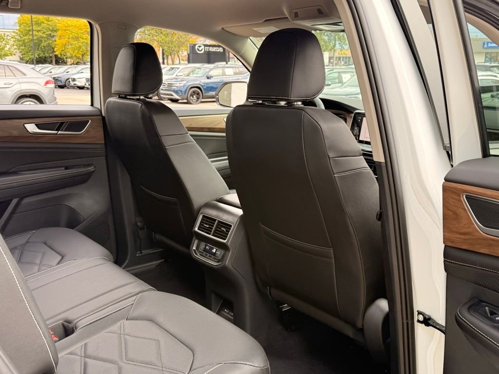2026 Volkswagen Atlas SE - Photo 29