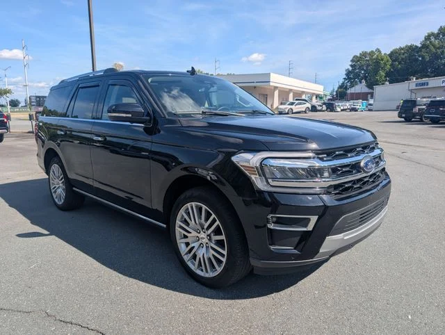 Used 2024 Black Ford Limited image 7