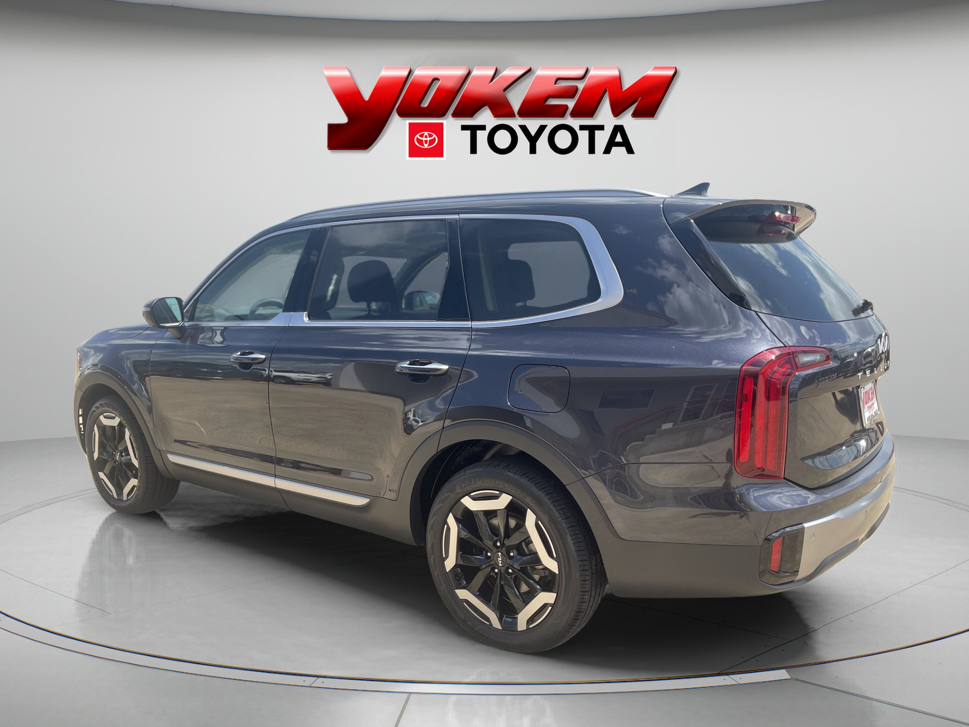 Used 2025 Panthera Metal Kia S image 3