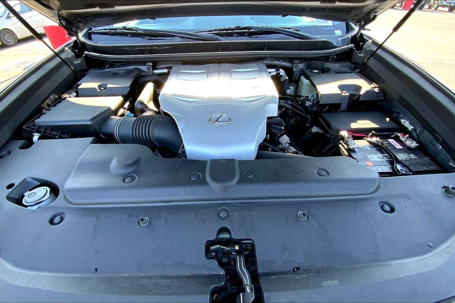 Used 2022 Nebula Gray Pearl Lexus Premium image 30