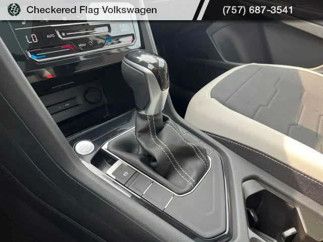 New 2026 White Volkswagen 1.5T SE image 43