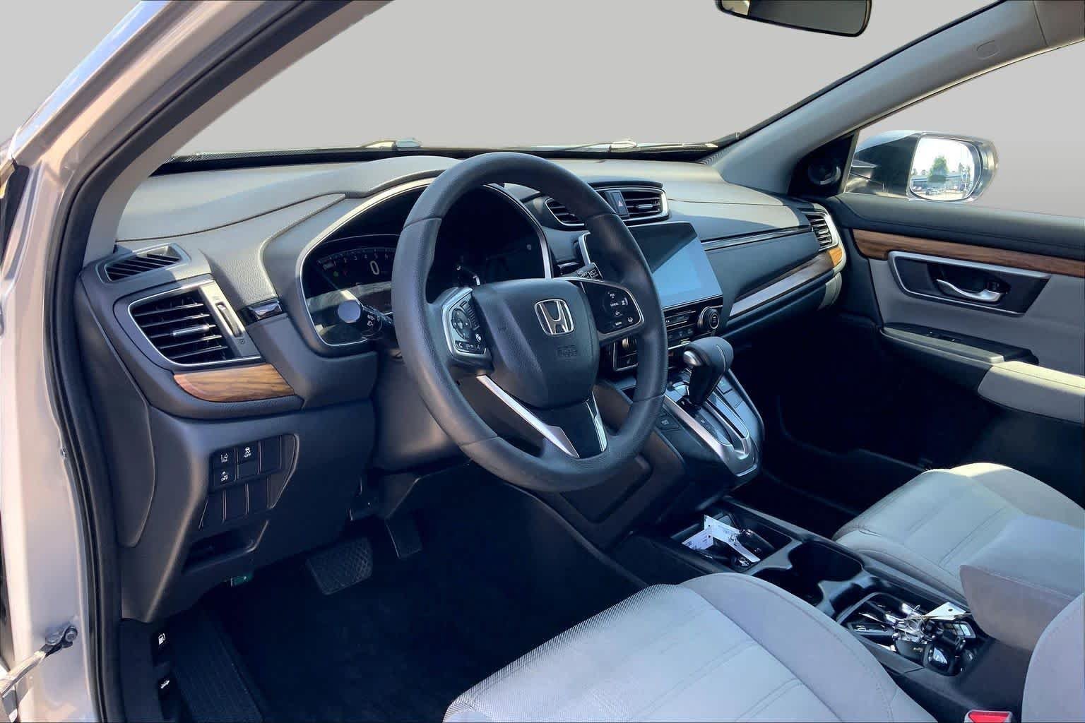 Used 2017 Lunar Silver Metallic Honda EX image 17