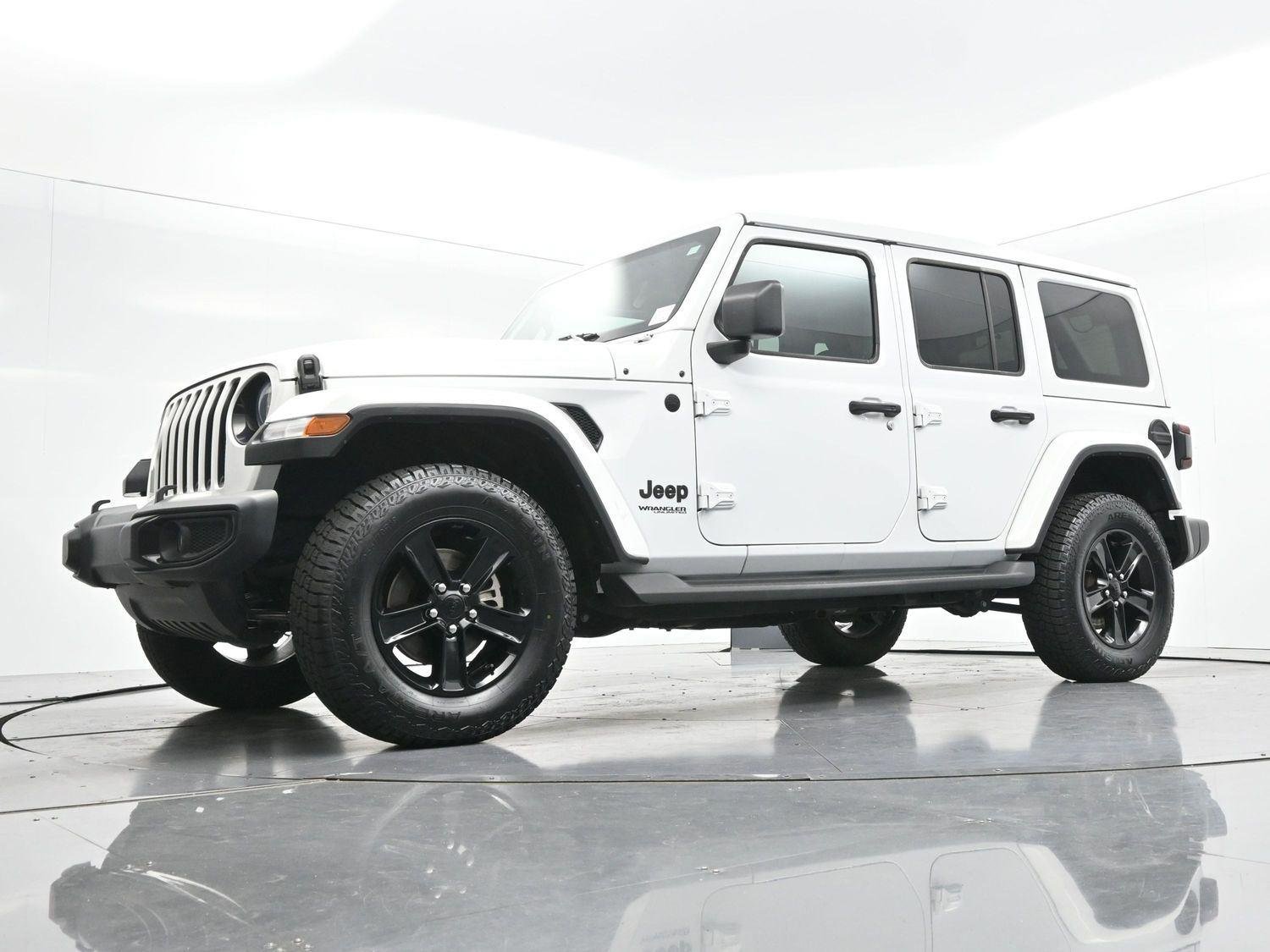Used 2022 Bright White Clearcoat Jeep Unlimited Sahara Altitude image 46