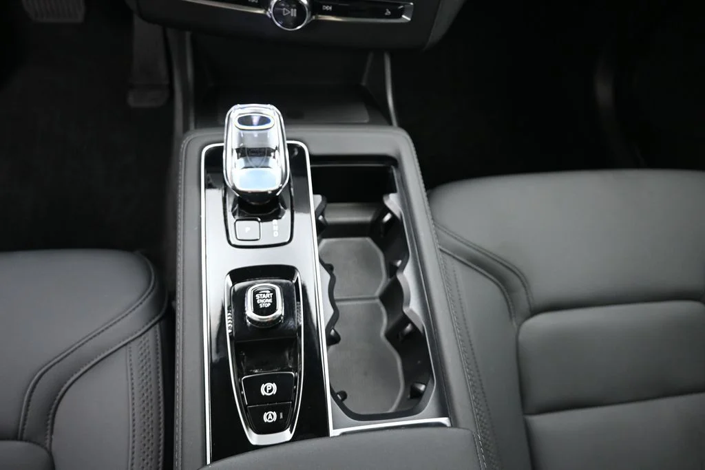 New 2026 Vapour Grey Volvo Plus image 12