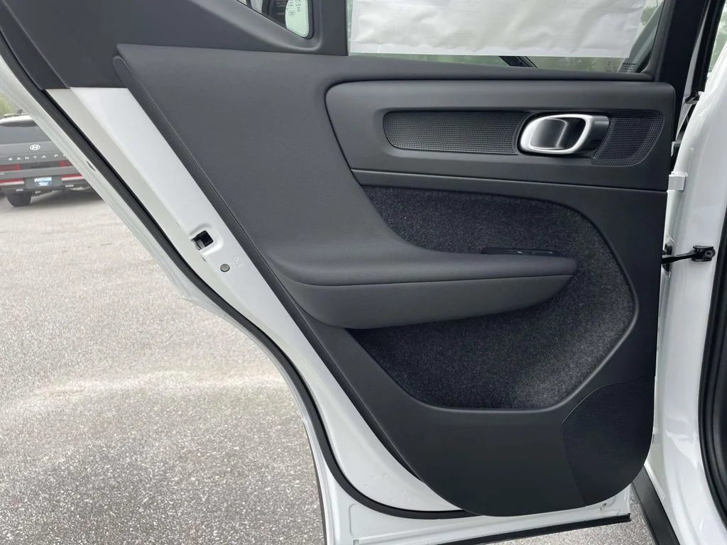New 2026 Crystal White Volvo Plus image 2