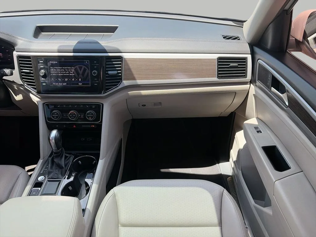 Used 2019 Pure White Volkswagen SEL image 13