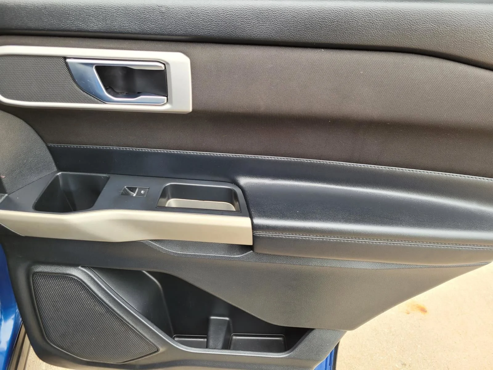 Used 2020 Blue Ford XLT image 11