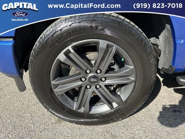 Used 2023 Blue Ford XLT image 12