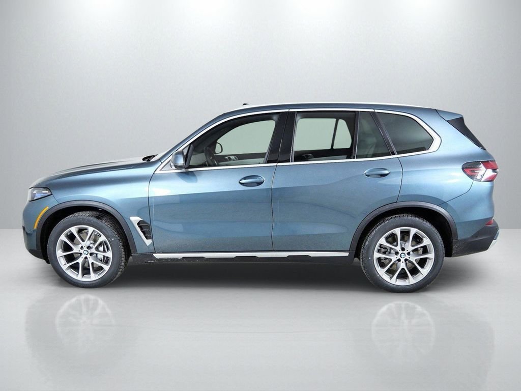 Used 2026 Blue Ridge Mountain Metallic BMW xDrive40i image 16