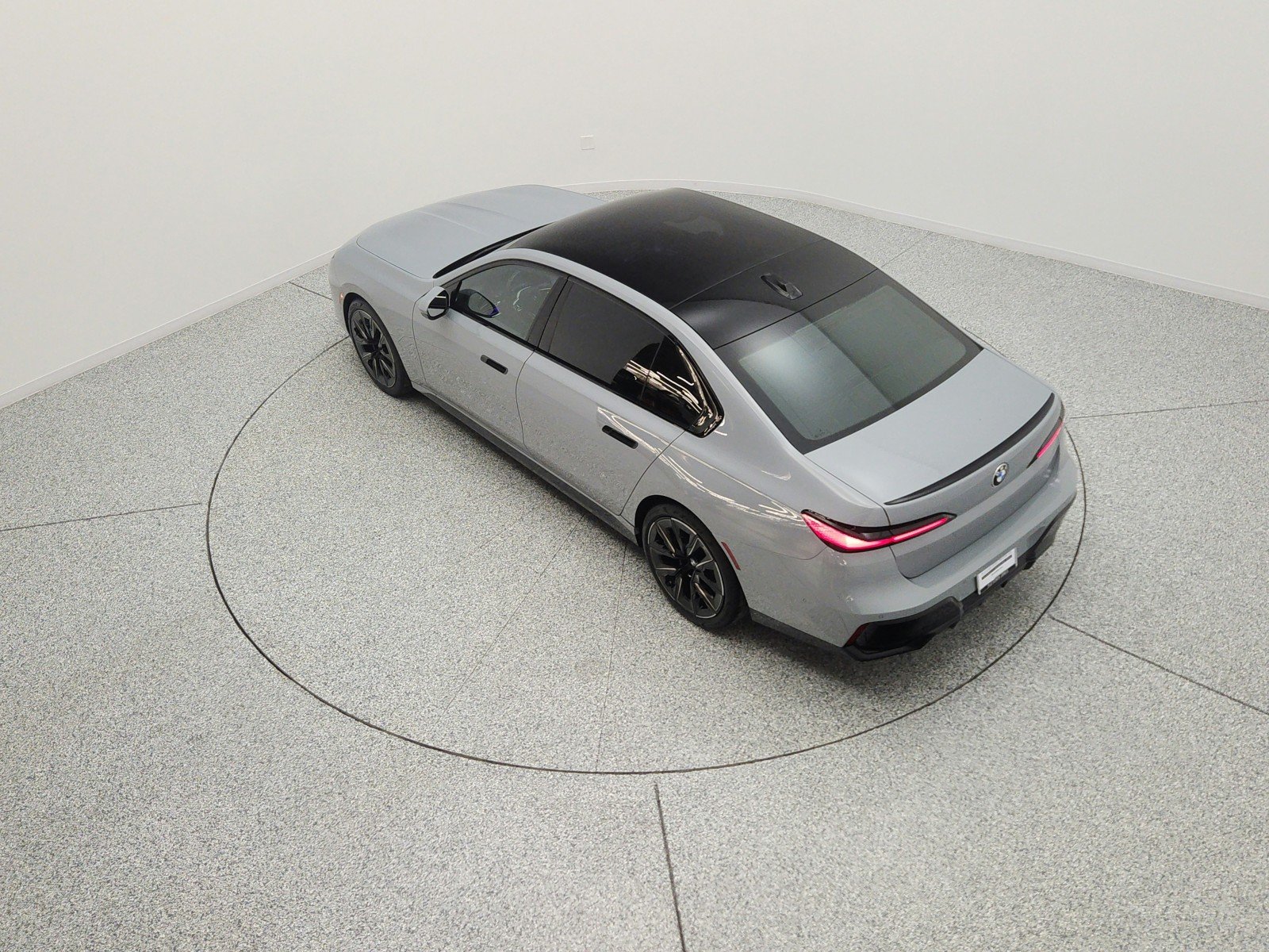 Used 2023 Brooklyn Grey Metallic BMW 740i Sedan image 15