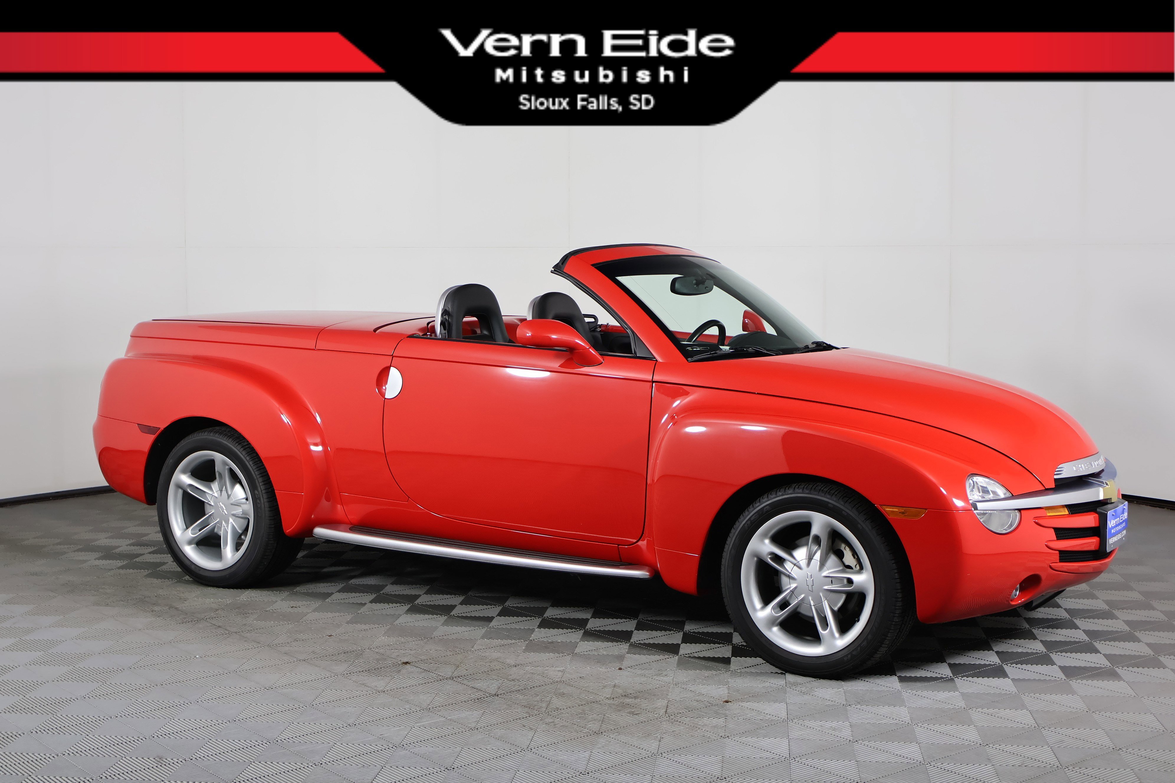 2004 Chevrolet SSR LS