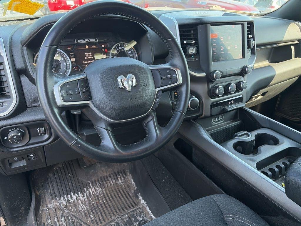 Used 2022 Diamond Black Ram Big Horn/Lone Star image 9