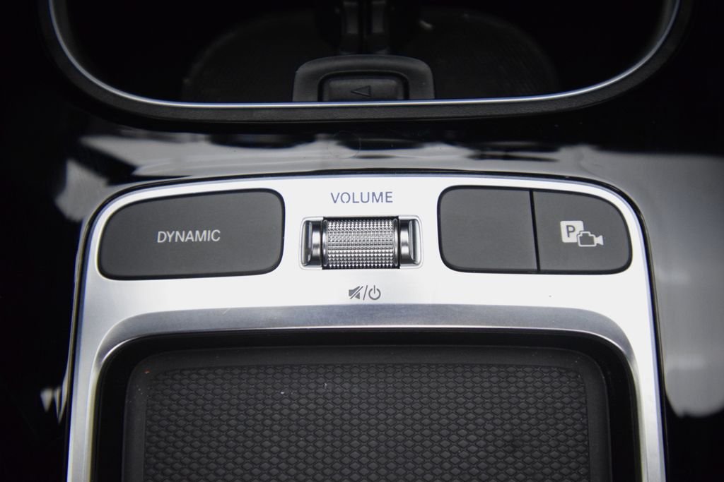 Used 2025 Silver Mercedes-Benz CLA 250 image 30