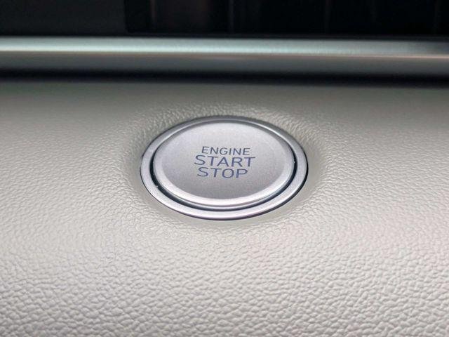 New 2026 White Hyundai Blue image 30