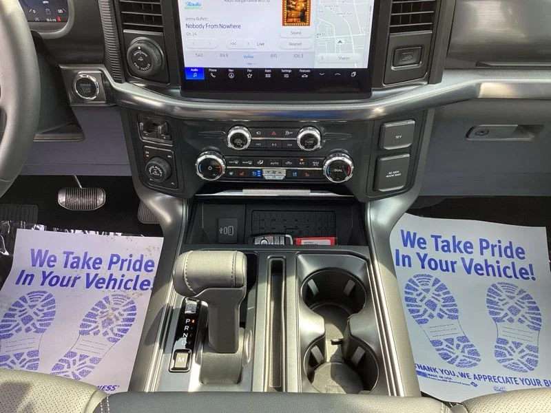 New 2026 White Ford Lariat image 38