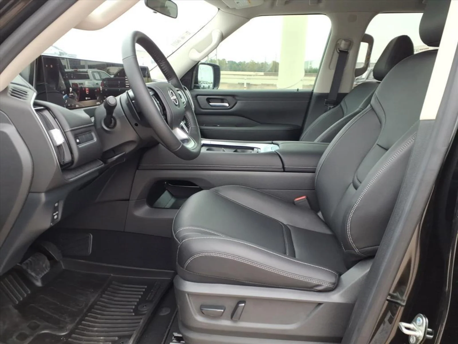 2026 Nissan Armada SV - 10