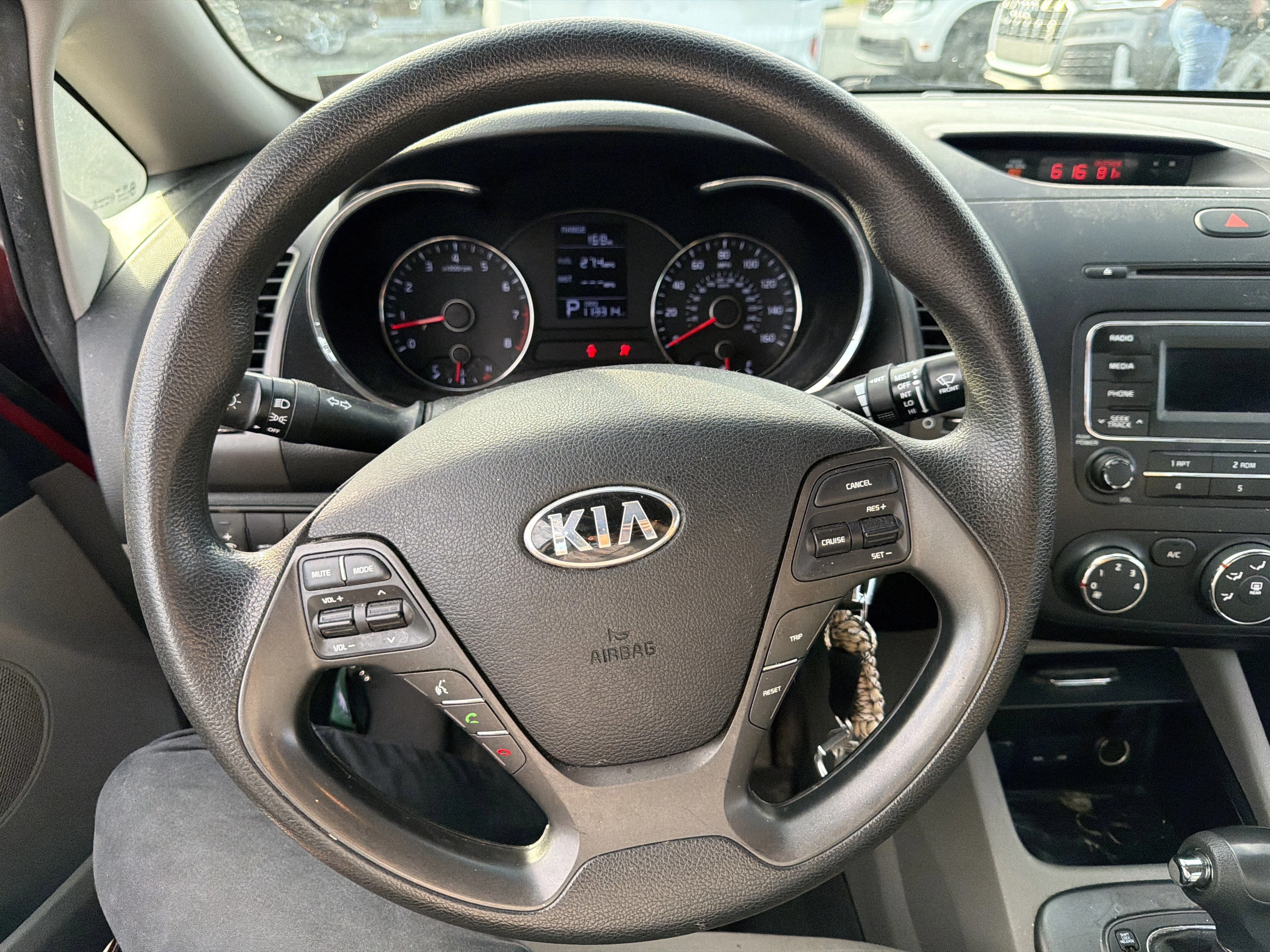Used 2014 Crimson Red Kia LX image 8