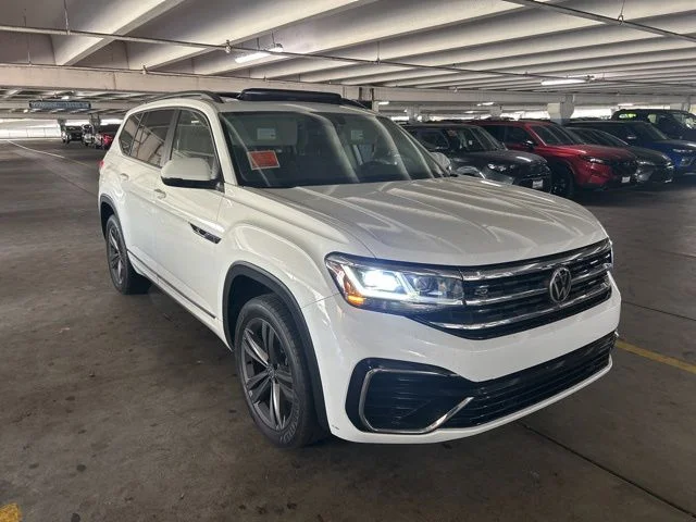 2021 Volkswagen Atlas 3.6L SE w/Tech R-Line's photo