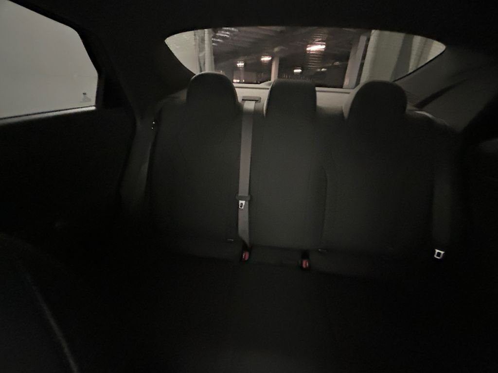 Used 2023 Silver Hyundai SE image 19