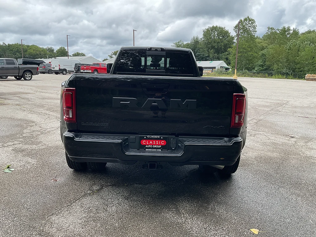 New 2027 Diamond Black Crystal Pearlcoat RAM Laramie image 6