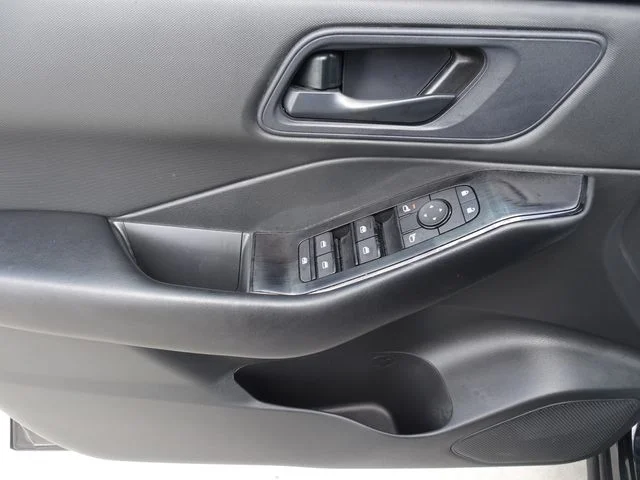 Used 2024 Super Black Nissan S image 8
