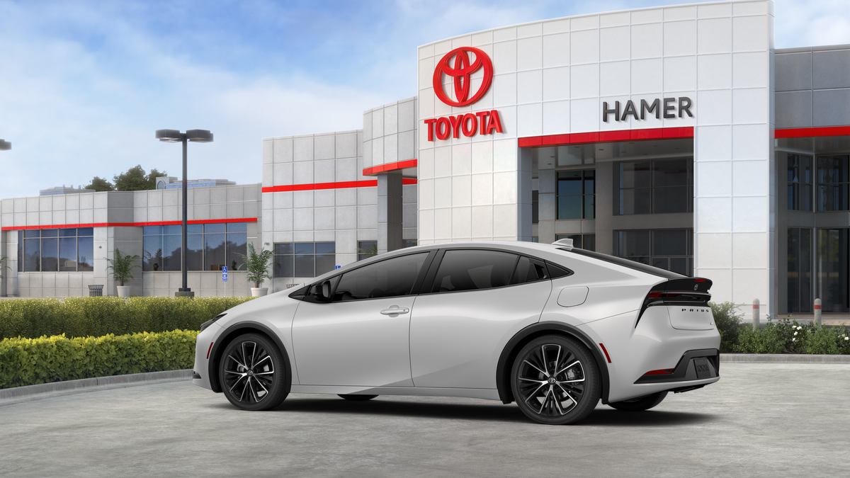 New 2027 Cutting Edge Toyota XLE image 19