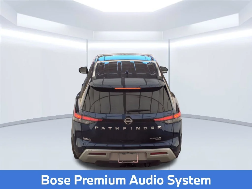 Used 2023 Blue Nissan Platinum image 9